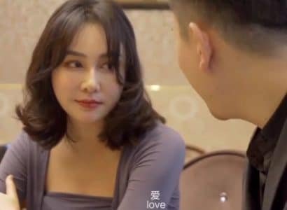 Người yêu của tôi sẽ kết hôn và cô ấy cố gắng quyến rũ tôi để nhớ lại những kỷ niệm