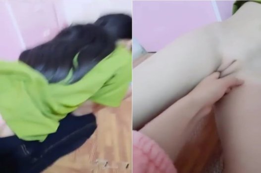 Ngắm bụng em nhưng không đúng chỗ