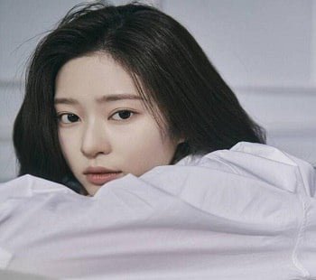 Minju quá hot trong bộ phim 18+ mới